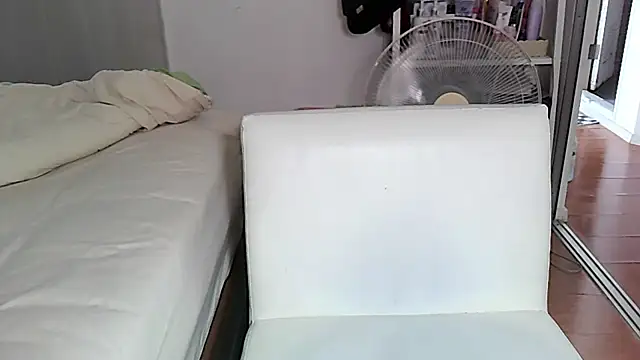 iamMalixxx online show from November 27, 5:52 am