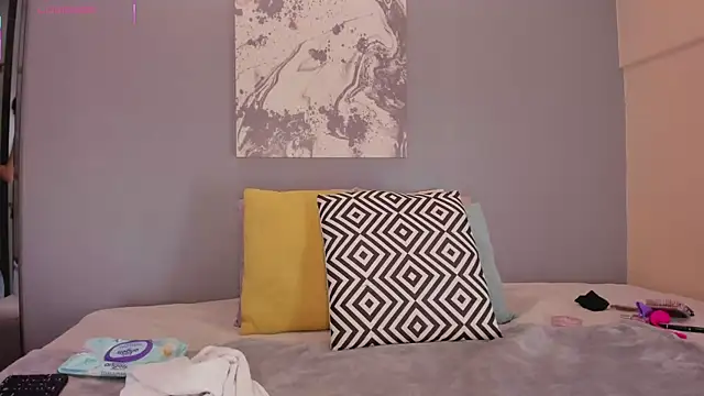 Snapshot of LynnSam_ chatting on October 25, 11:16 pm LynnSam online show from October 25, 11:16 pm