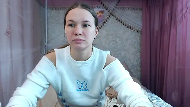 leila bambi  online show from February 10, 12:04 pm