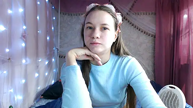 leila bambi  online show from February 5, 12:06 am