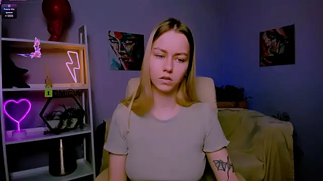 mary mooore online show from February 24, 10:04 am