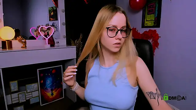 mary mooore online show from February 21, 10:17 am