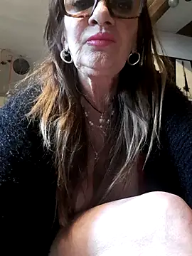 gildamilf online show from November 29, 3:12 pm