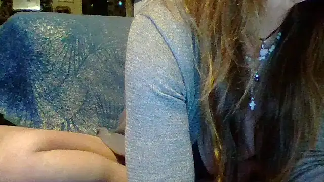gildamilf online show from May 25, 7:23 pm