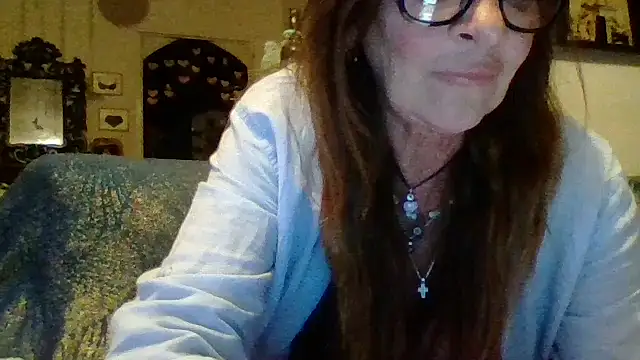 gildamilf online show from May 23, 7:24 pm