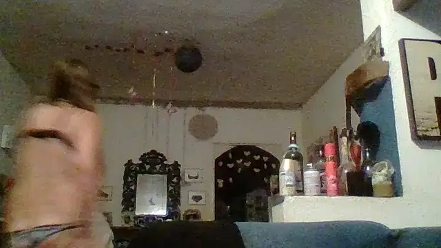 Snapshot of gildamilf chatting on July 13, 7:57 pm gildamilf online show from July 13, 7:57 pm