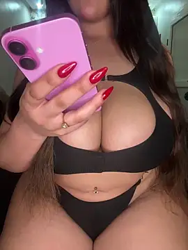 Noha-Sexy online show from October 3, 11:45 am