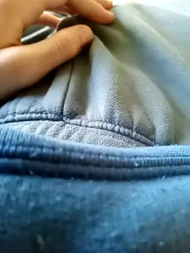 Snapshot of NudeYogaBoy chatting on March 3, 10:06 am NudeYogaBoy online show from March 3, 10:06 am