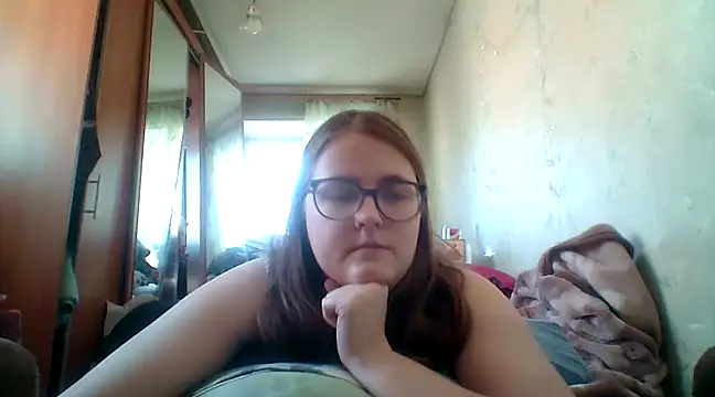 DesireMelissa online show from March 18, 7:01 am