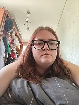 DesireMelissa online show from May 16, 7:40 am