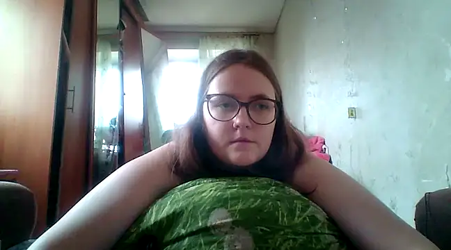 DesireMelissa online show from March 4, 5:42 am