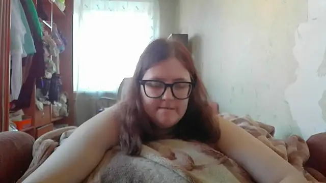 DesireMelissa online show from March 20, 6:03 am