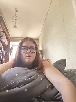 DesireMelissa online show from May 17, 9:53 am