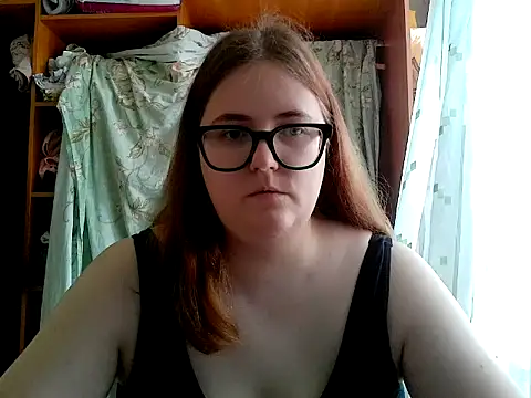 DesireMelissa online show from June 17, 5:40 am