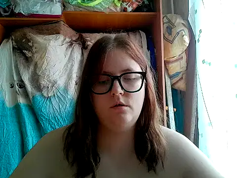 DesireMelissa online show from April 19, 7:31 am