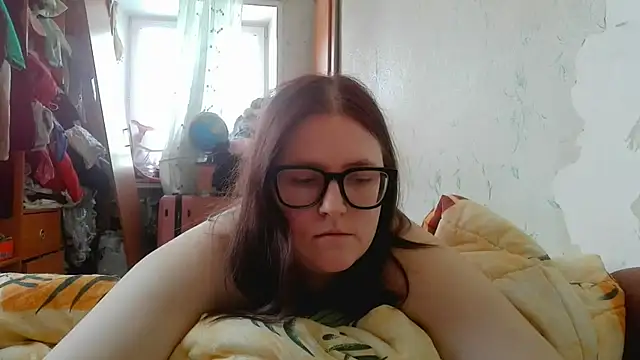 DesireMelissa online show from February 18, 8:22 am