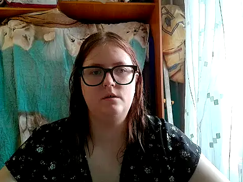 DesireMelissa online show from April 12, 6:05 am