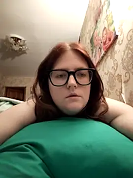 DesireMelissa online show from February 22, 4:04 am