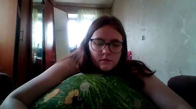 DesireMelissa online show from March 3, 5:47 am