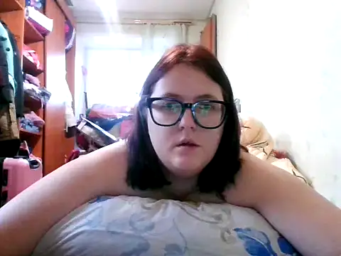 DesireMelissa online show from October 21, 5:29 am