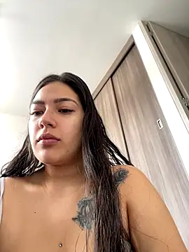 Snapshot of Latina_vanessa chatting on September 28, 5:09 pm Latina vanessa online show from September 28, 5:09 pm