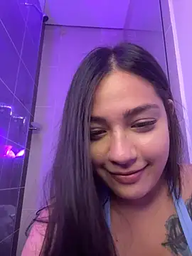 Snapshot of Latina_vanessa chatting on February 4, 1:34 am Latina vanessa online show from February 4, 1:34 am