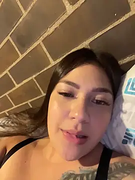 Latina vanessa online show from May 30, 3:35 am