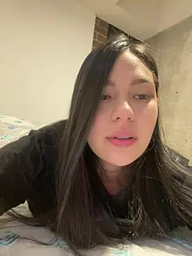 Latina vanessa online show from April 25, 4:04 am