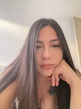 Snapshot of Latina_vanessa chatting on February 19, 10:42 pm Latina vanessa online show from February 19, 10:42 pm