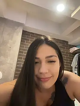 Latina vanessa online show from May 6, 3:54 am