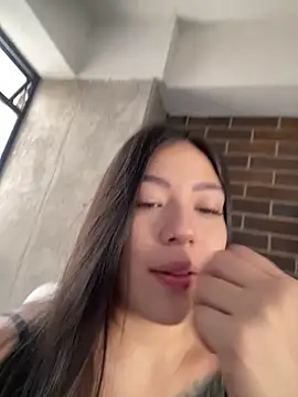 Latina vanessa online show from April 14, 1:16 pm
