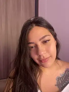 Snapshot of Latina_vanessa chatting on February 2, 11:11 pm Latina vanessa online show from February 2, 11:11 pm