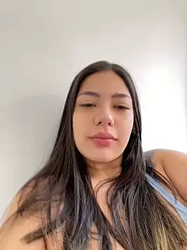 Snapshot of Latina_vanessa chatting on March 22, 1:19 pm Latina vanessa online show from March 22, 1:19 pm