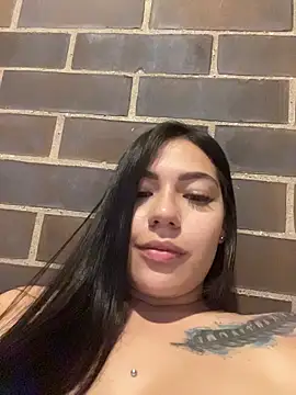 Latina vanessa online show from May 4, 5:44 am