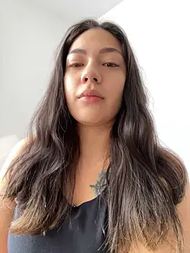 Snapshot of Latina_vanessa chatting on March 22, 6:25 pm Latina vanessa online show from March 22, 6:25 pm