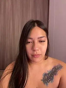 Snapshot of Latina_vanessa chatting on February 12, 1:19 am Latina vanessa online show from February 12, 1:19 am