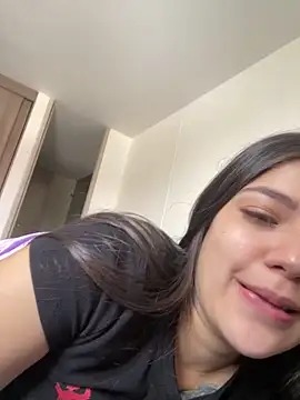 Snapshot of Latina_vanessa chatting on September 21, 1:27 pm Latina vanessa online show from September 21, 1:27 pm