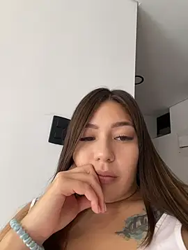 Latina vanessa online show from June 17, 6:29 pm