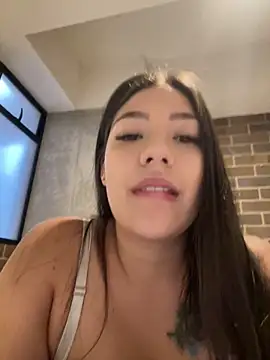 Latina vanessa online show from March 28, 10:33 pm