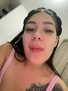 Snapshot of Latina_vanessa chatting on October 8, 3:52 am Latina vanessa online show from October 8, 3:52 am