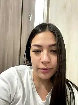 Snapshot of Latina_vanessa chatting on November 20, 11:25 pm Latina vanessa online show from November 20, 11:25 pm