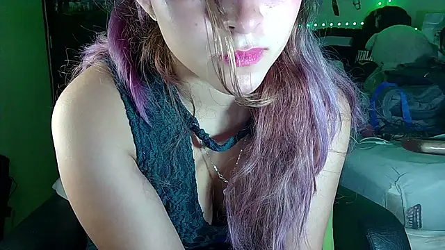 Snapshot of Elith_20 chatting on October 30, 3:49 am Elith 20 online show from October 30, 3:49 am