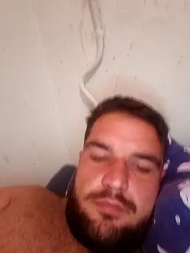 Snapshot of DicAndMary chatting on October 3, 8:10 pm DicAndMary online show from October 3, 8:10 pm