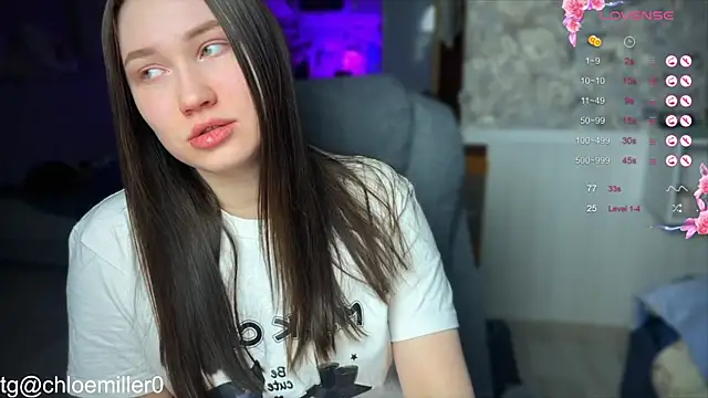 Snapshot of ChloeMillerMeow chatting on February 10, 9:15 pm ChloeMillerMeow online show from February 10, 9:15 pm