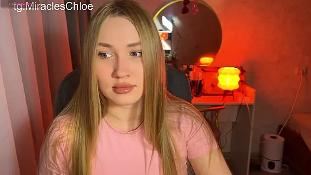ChloeMillerMeow online show from June 23, 7:23 pm