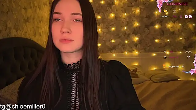 Snapshot of ChloeMillerMeow chatting on February 20, 4:47 pm ChloeMillerMeow online show from February 20, 4:47 pm