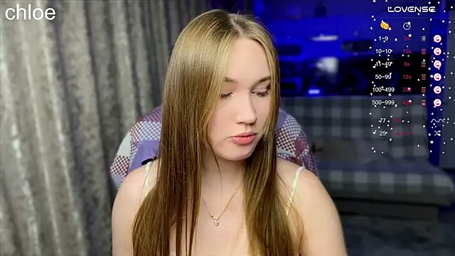 ChloeMillerMeow online show from November 5, 4:43 pm