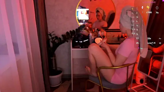 ChloeMillerMeow online show from June 15, 6:07 pm
