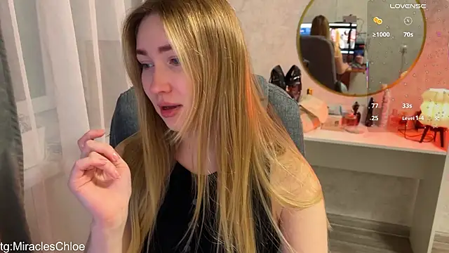 ChloeMillerMeow online show from March 25, 3:44 pm