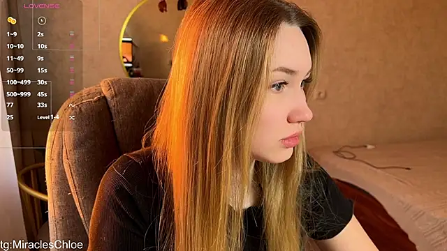 ChloeMillerMeow online show from May 4, 12:36 am